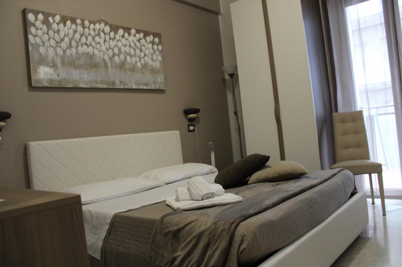 B&B D'Amari Affittacamere Palermo Bagian luar foto