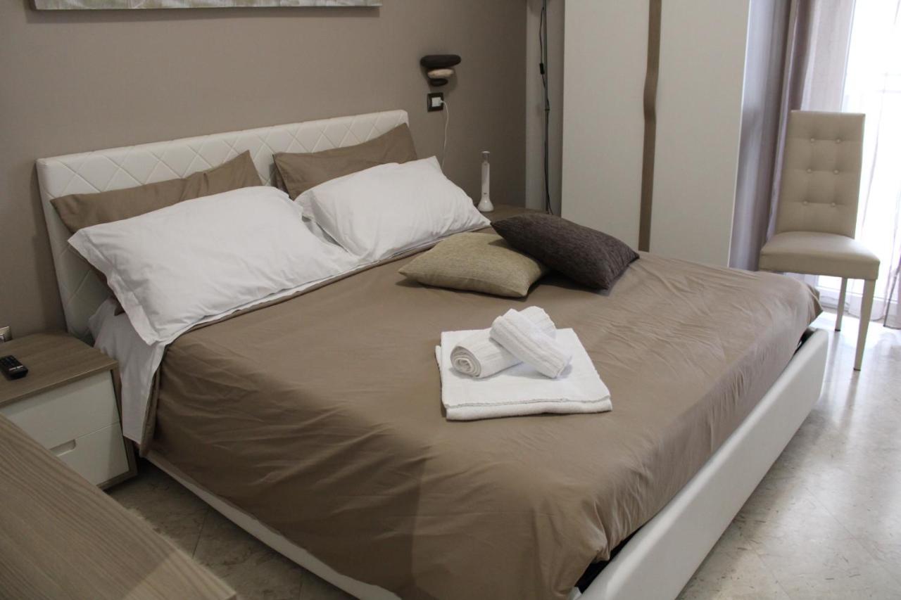 B&B D'Amari Affittacamere Palermo Bagian luar foto