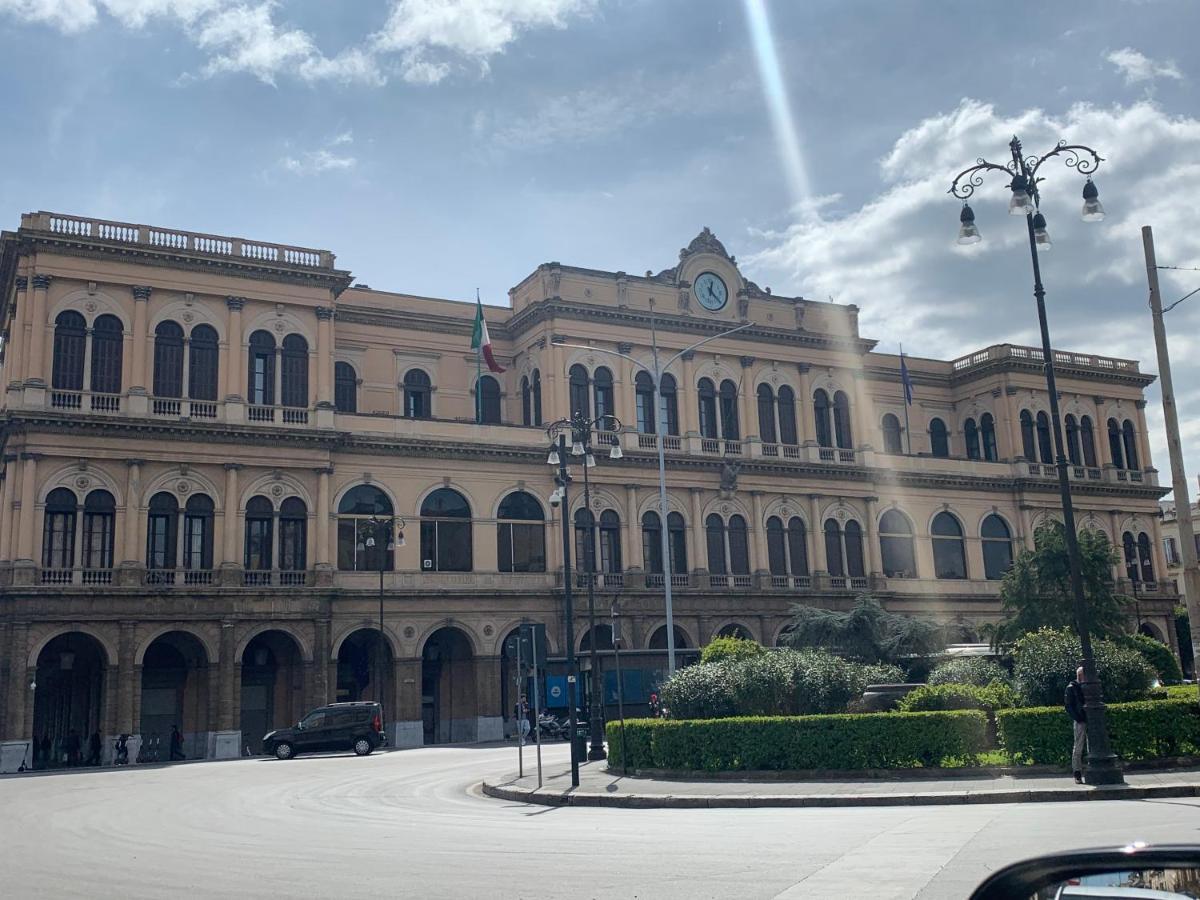 B&B D'Amari Affittacamere Palermo Bagian luar foto